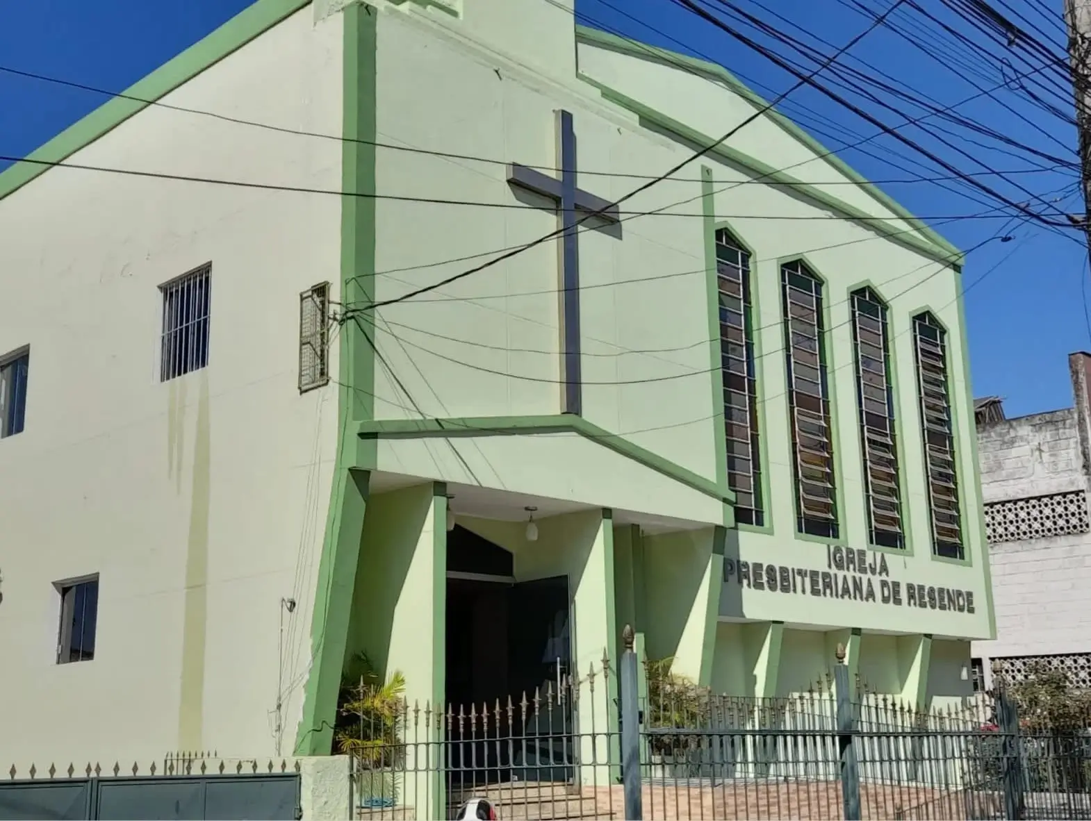 Fachada da Igreja Presbiteriana de Resende na Rua Saturnino Braga, 380
